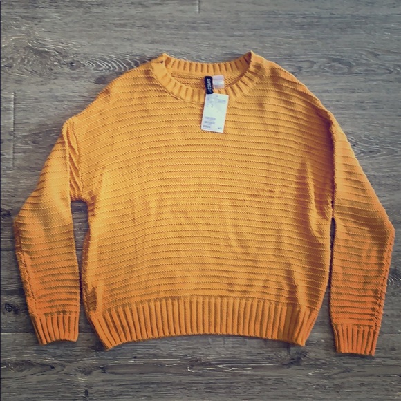 H&M Sweaters - NWT H&M DIVIDED sweater, size S, yellow gold